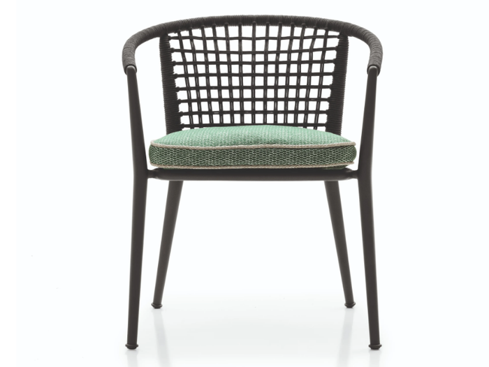 ERICA '19 - Stackable garden chair with armrests _ B&B Italia Outdoor